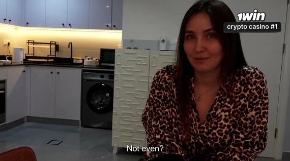 Мачеха успокаивает нервы только с моим большим членом